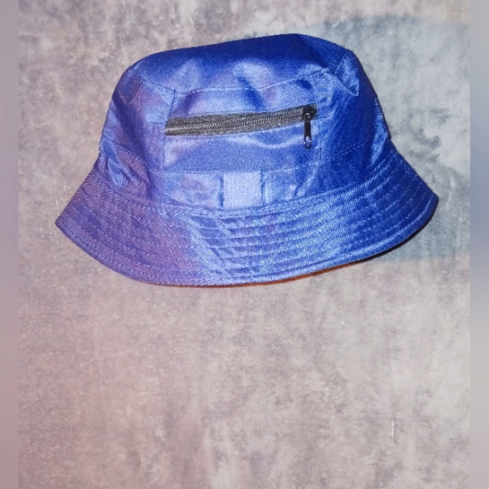 Bucket hat